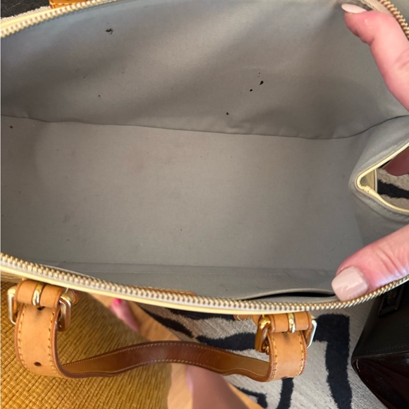 Louis Vuitton Monogram Vernis Rosewood Lemon Handbag - Picture 10 of 11